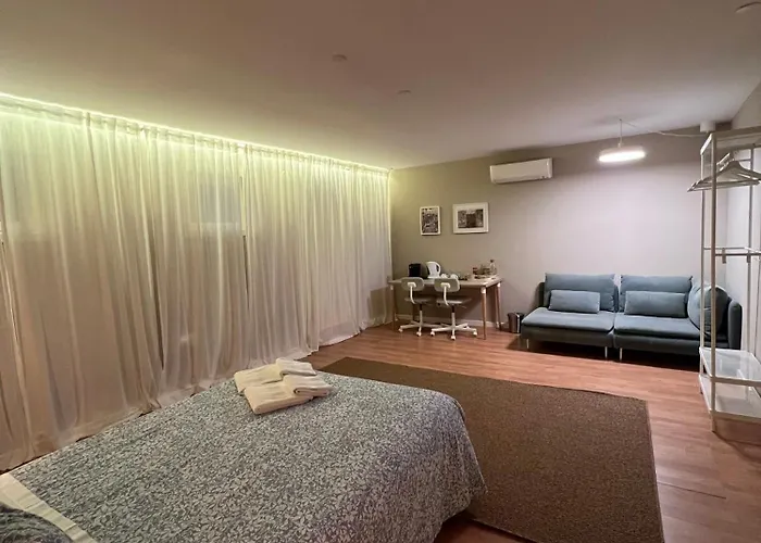 Grow- Casa Parque Da منزل للإقامة بورتو